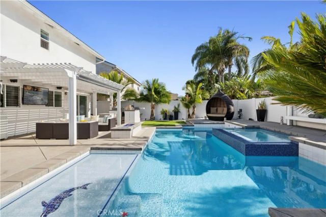 20191 Imperial Cove Lane, Huntington Beach, CA 92646