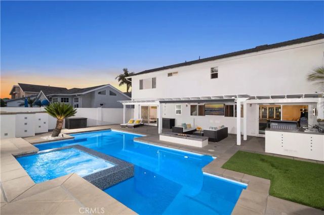 20191 Imperial Cove Lane, Huntington Beach, CA 92646