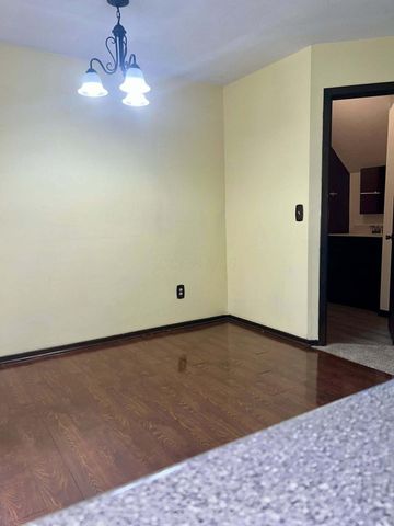 304-314 Cross Wind Drive, A, B, C, D, E, F, Westerville, OH 43081