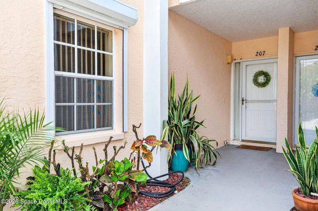 135 Escambia Lane 207, Cocoa Beach, FL 32931