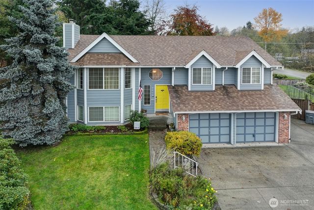 2010 8th Street Ct SW, Puyallup, WA 98371