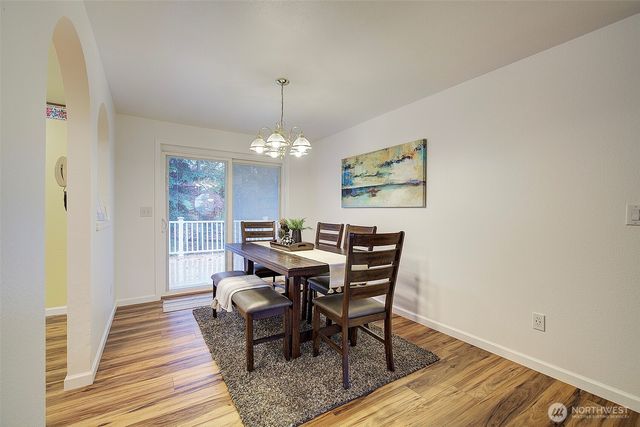 2010 8th Street Ct SW, Puyallup, WA 98371