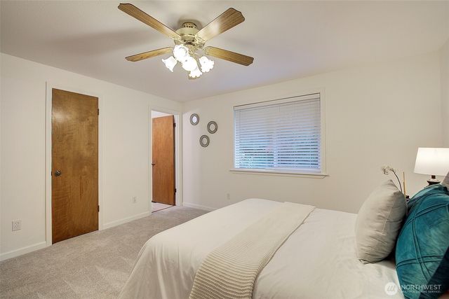 2010 8th Street Ct SW, Puyallup, WA 98371