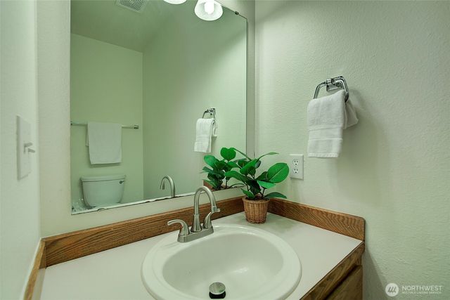 2010 8th Street Ct SW, Puyallup, WA 98371