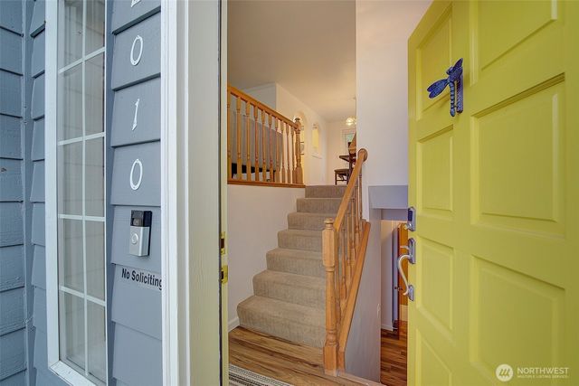 2010 8th Street Ct SW, Puyallup, WA 98371