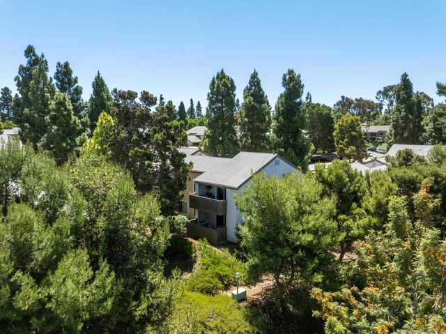8524 Via Mallorca C, La Jolla, CA 92037
