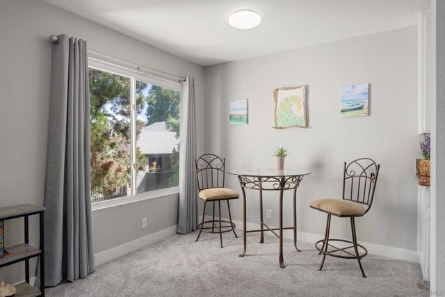 8524 Via Mallorca C, La Jolla, CA 92037