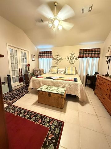 20122 Yellow Canyon Falls Drive, Tomball, TX 77375