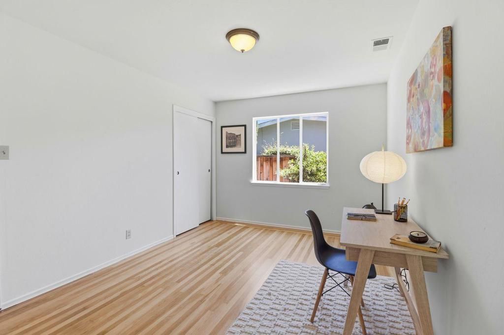 Image 22 of property listing at 977 Pleasant Hill Road, Redwood City, CA 94061