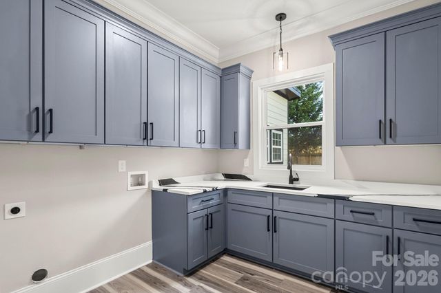 918 N New Hope Road, Gastonia, NC 28054