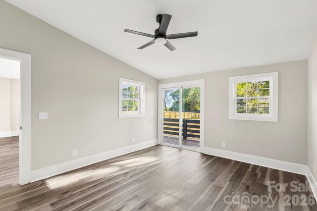 918 N New Hope Road, Gastonia, NC 28054