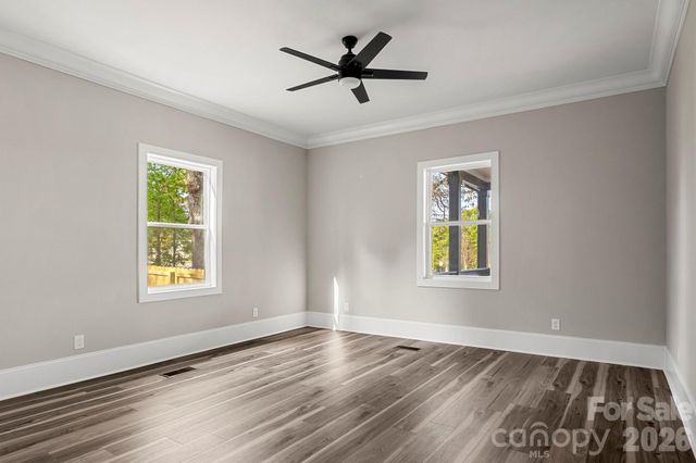918 N New Hope Road, Gastonia, NC 28054