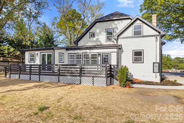 918 N New Hope Road, Gastonia, NC 28054