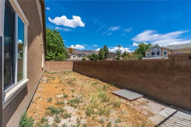1662 Hayloft Place, San Jacinto, CA 92582