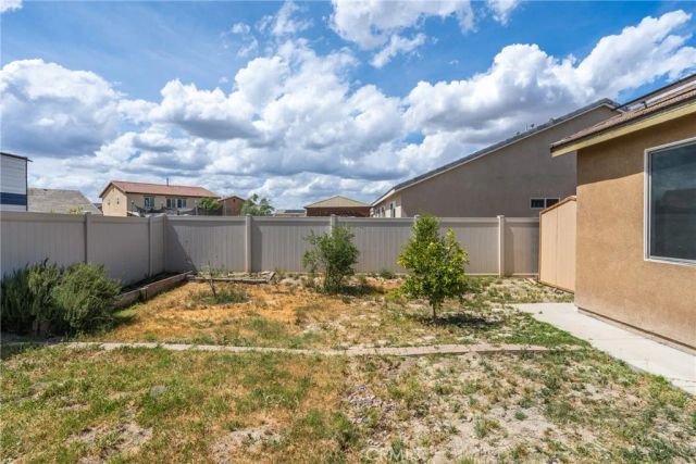 1662 Hayloft Place, San Jacinto, CA 92582
