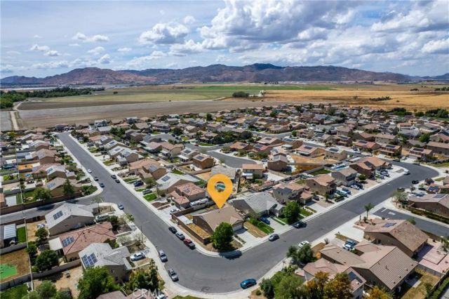 1662 Hayloft Place, San Jacinto, CA 92582