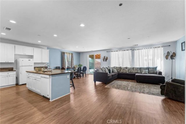 1662 Hayloft Place, San Jacinto, CA 92582