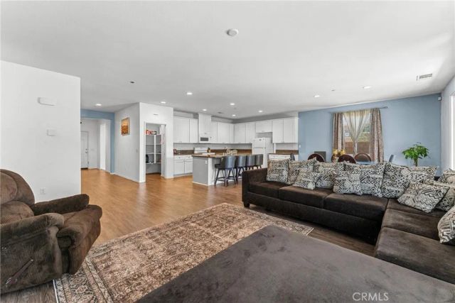 1662 Hayloft Place, San Jacinto, CA 92582