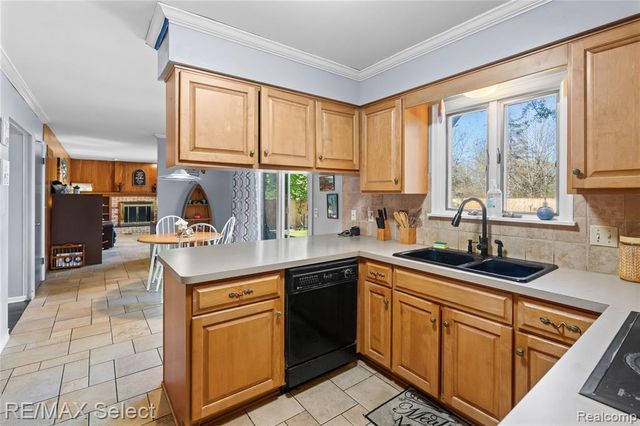 1490 Dyemeadow Lane, Flint, MI 48532