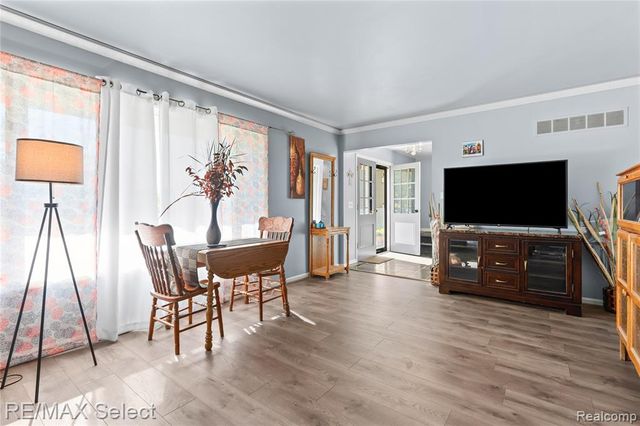 1490 Dyemeadow Lane, Flint, MI 48532