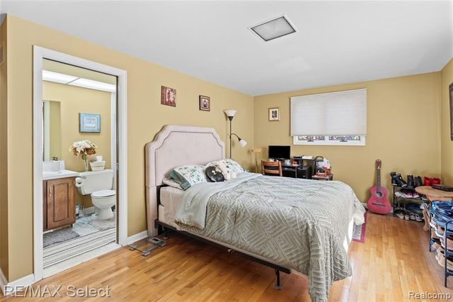 1490 Dyemeadow Lane, Flint, MI 48532