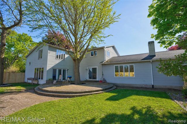 1490 Dyemeadow Lane, Flint, MI 48532