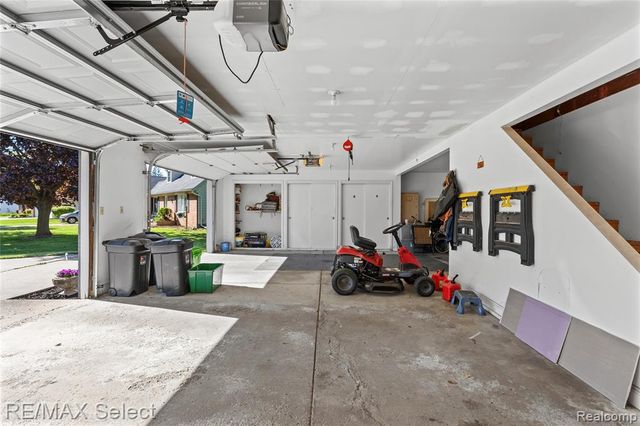 1490 Dyemeadow Lane, Flint, MI 48532