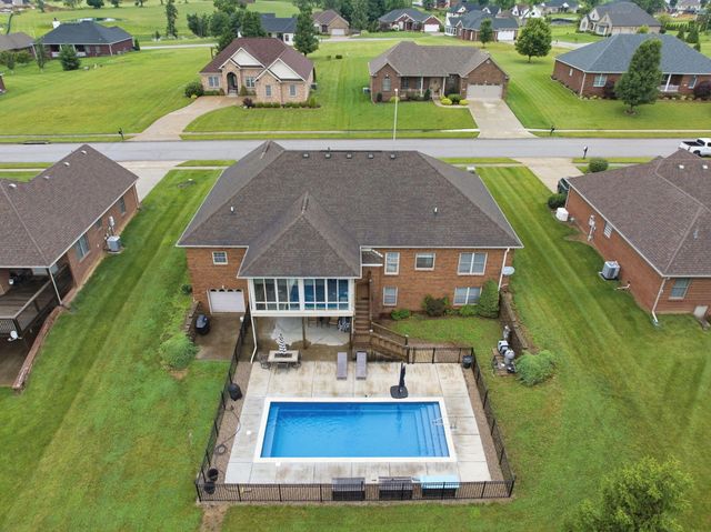 1092 Scenic Garden, Lawrenceburg, KY 40342