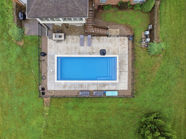 1092 Scenic Garden, Lawrenceburg, KY 40342