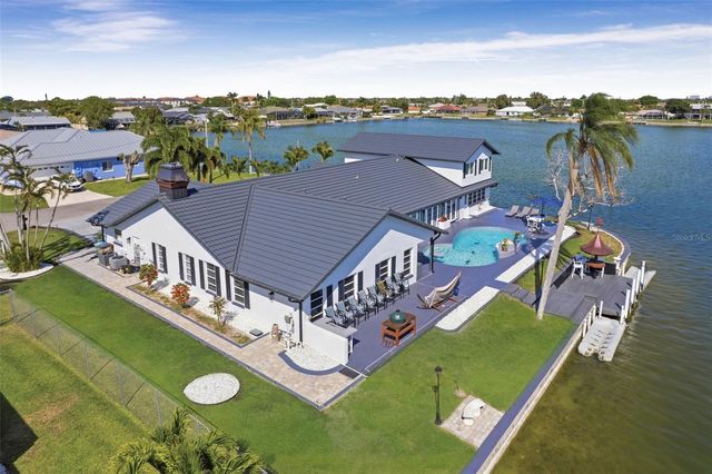 29 SE 10TH AVENUE, Cape Coral, FL 33990