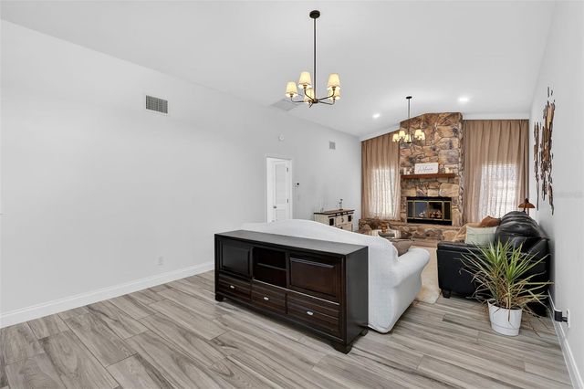 29 SE 10TH AVENUE, Cape Coral, FL 33990