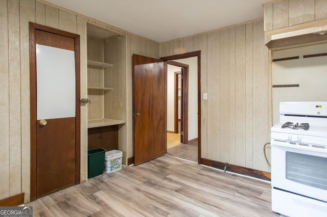 4618 Old Waltertown Road, Waycross, GA 31503