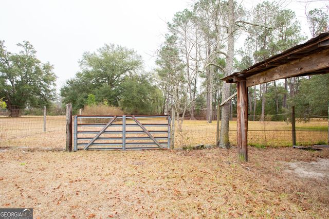 4618 Old Waltertown Road, Waycross, GA 31503