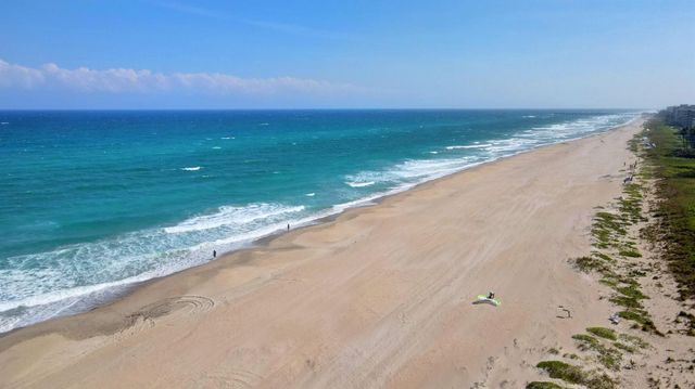 2505 S Ocean Boulevard 601, Palm Beach, FL 33480