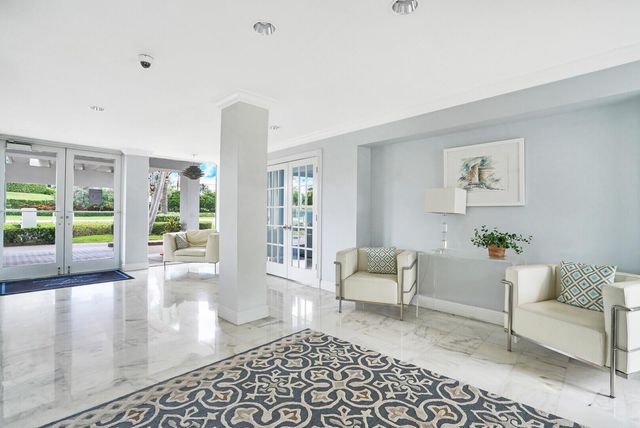 2505 S Ocean Boulevard 601, Palm Beach, FL 33480