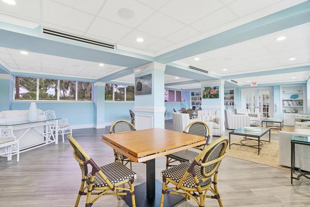 2505 S Ocean Boulevard 601, Palm Beach, FL 33480