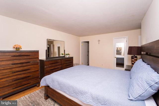 1107 CHESTERWOOD CT, Marlton, NJ 08053