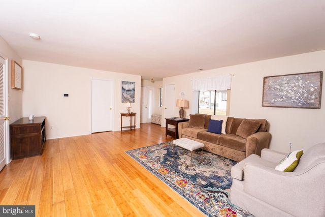 1107 CHESTERWOOD CT, Marlton, NJ 08053