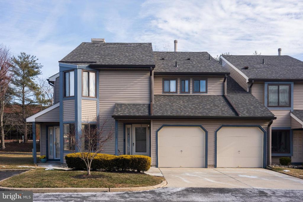 1107 CHESTERWOOD CT, Marlton, NJ 08053