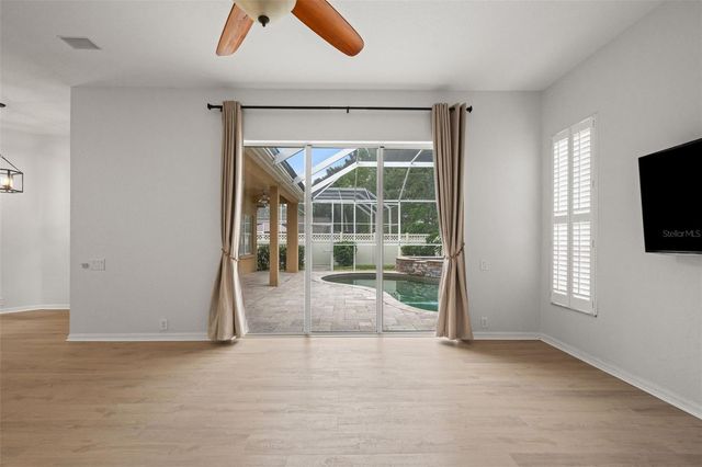 18115 REGENTS SQUARE DRIVE, Tampa, FL 33647