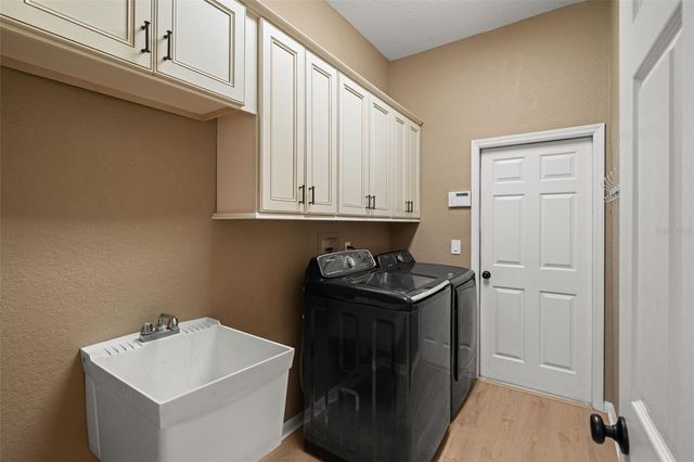 18115 REGENTS SQUARE DRIVE, Tampa, FL 33647
