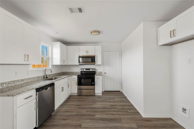 437 Whitney Court, Rio Vista, TX 76093