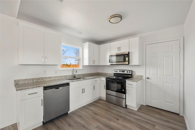 437 Whitney Court, Rio Vista, TX 76093