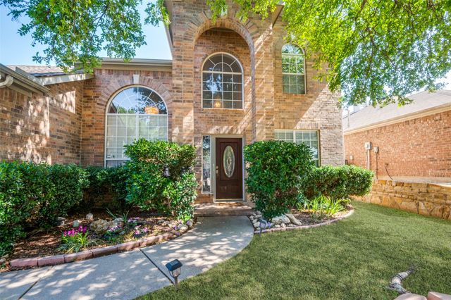 5533 Haun Drive, Fort Worth, TX 76137