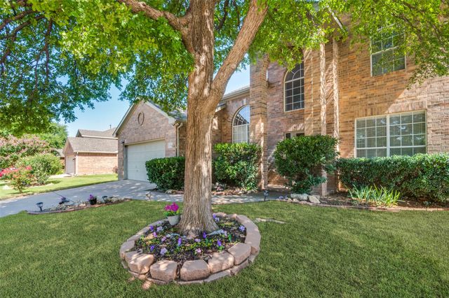 5533 Haun Drive, Fort Worth, TX 76137