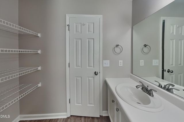 104 Roundtree Court, Clayton, NC 27520