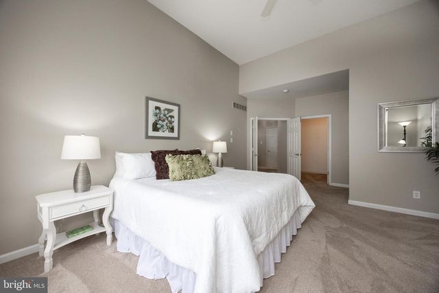 1204 BELLOWS CT, Downingtown, PA 19335