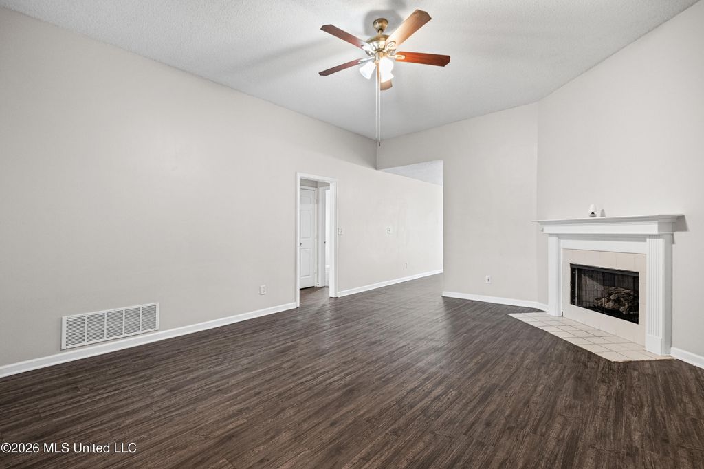1130 Warwick Place, Southaven, MS 38671 — photo 5