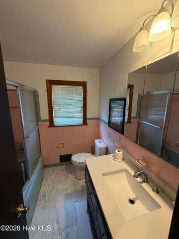 310 Greenfield Boulevard, Greenville, NC 27834