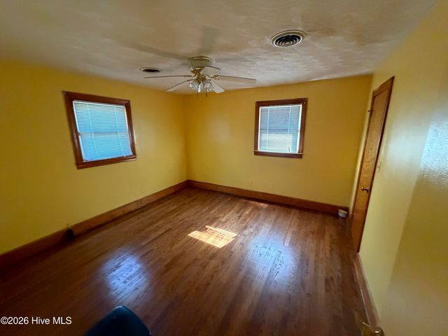 310 Greenfield Boulevard, Greenville, NC 27834
